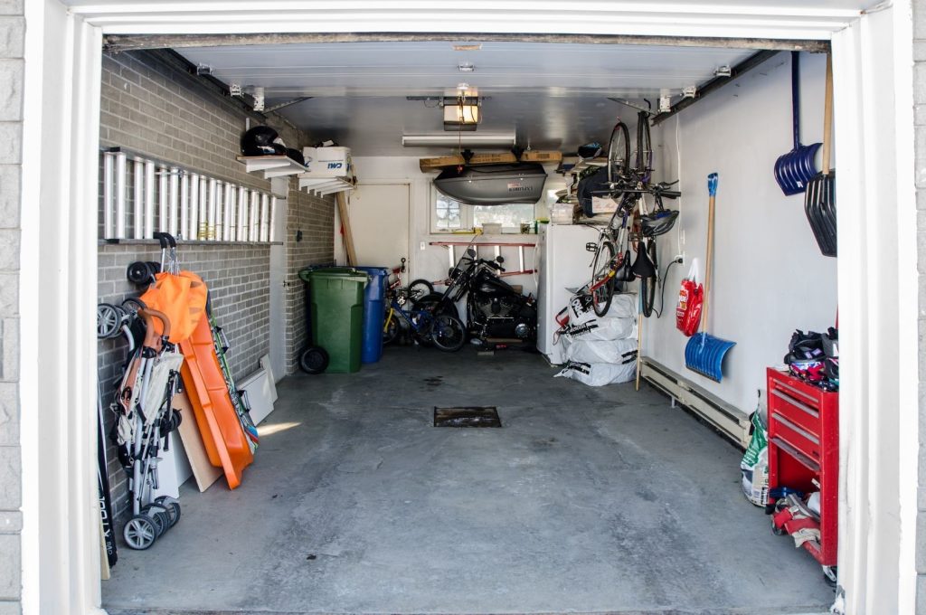 immagine di un box o garage
